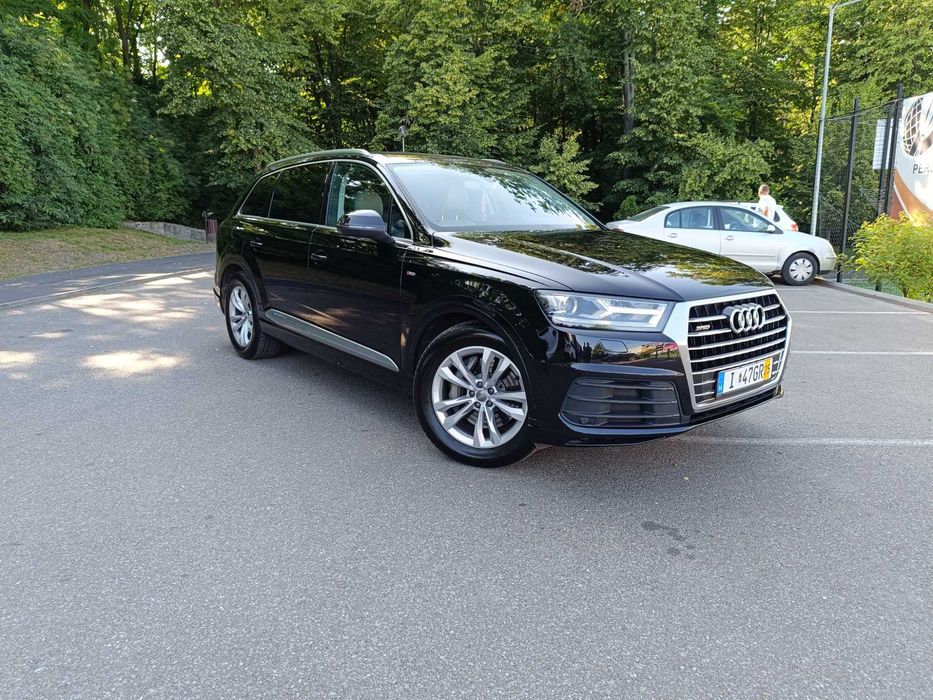 Audi Q7 s-line quattro 3.0 / 7 locuri / 2017 / euro6 /xenon/navi/piele