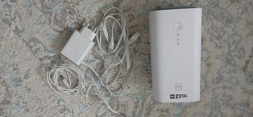 Роутер теле 2 . 5G. Без проводной. Новый .  Работает идеально.