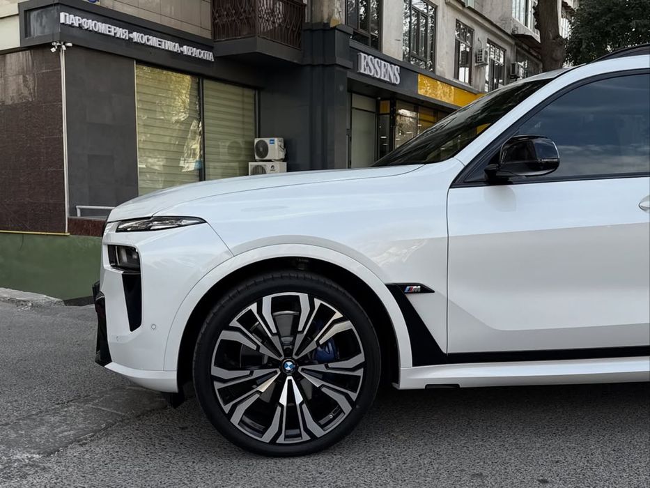 Bmw X7 M60I 2023