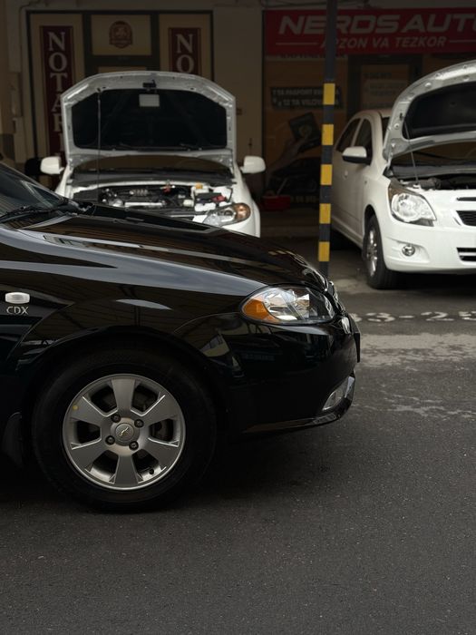 Gentra Avtomat kraskasi kapot krilo eshik. Holati allo