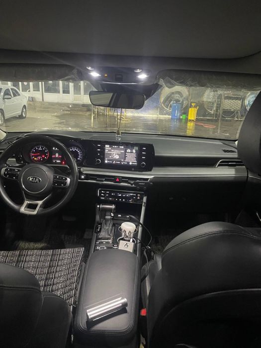 Kia K5 sotiladi