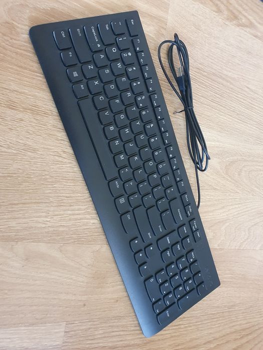 Monitoare LCD LED  Samsung AOC Tastatura Lenovo slim componente