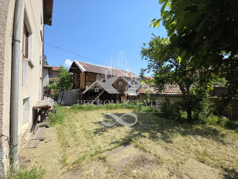 Продава се Къща в Велинград - 300 кв.м за 700 €/кв.м - Снимка #10