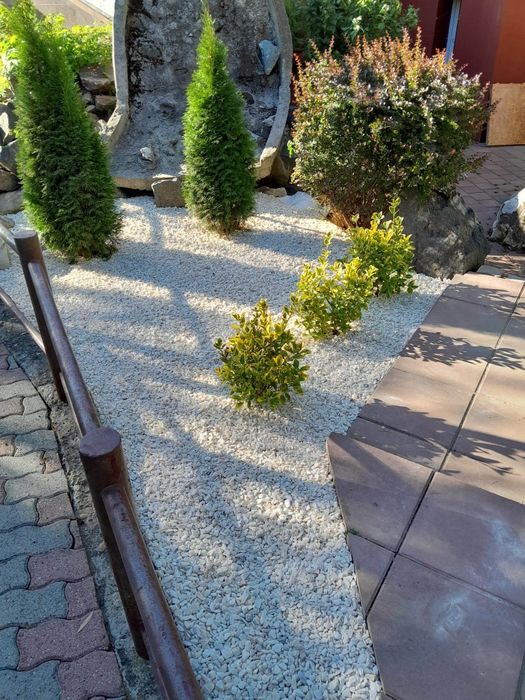 Piatra decorativa marmura alba la sac de 50kg la 50 lei