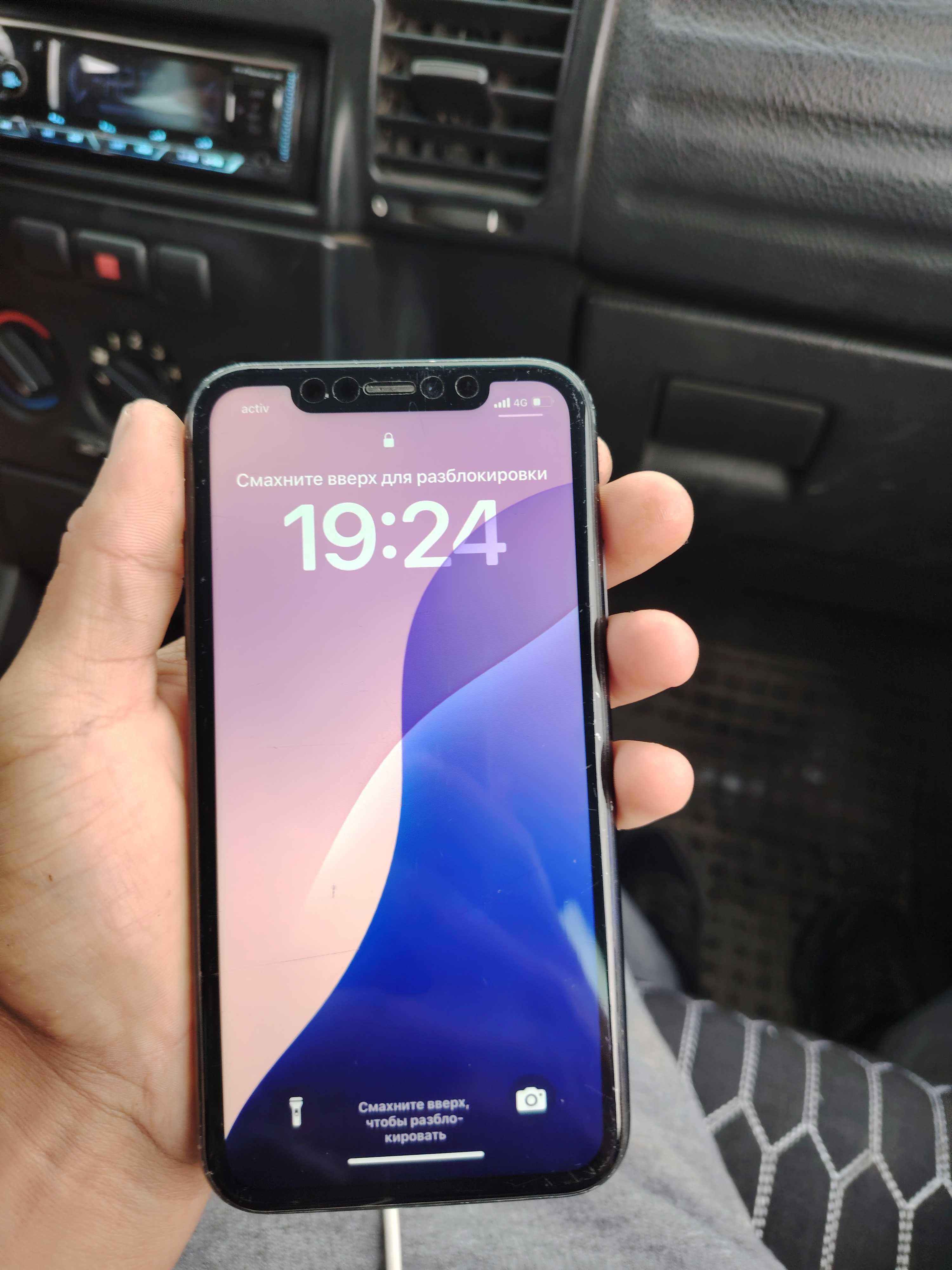 Продается IPHONE XR