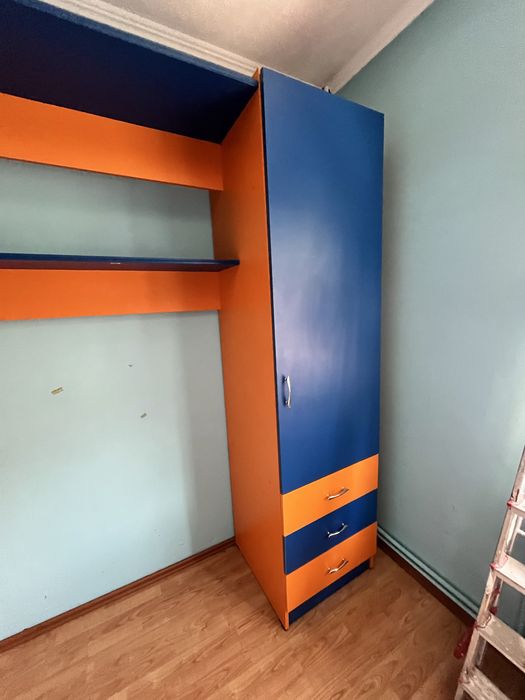 Vand mobilier dormitor