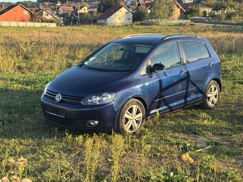 Vand volkswagen golf 6 plus, match, dotari full, 1.6 TDI recent adus.