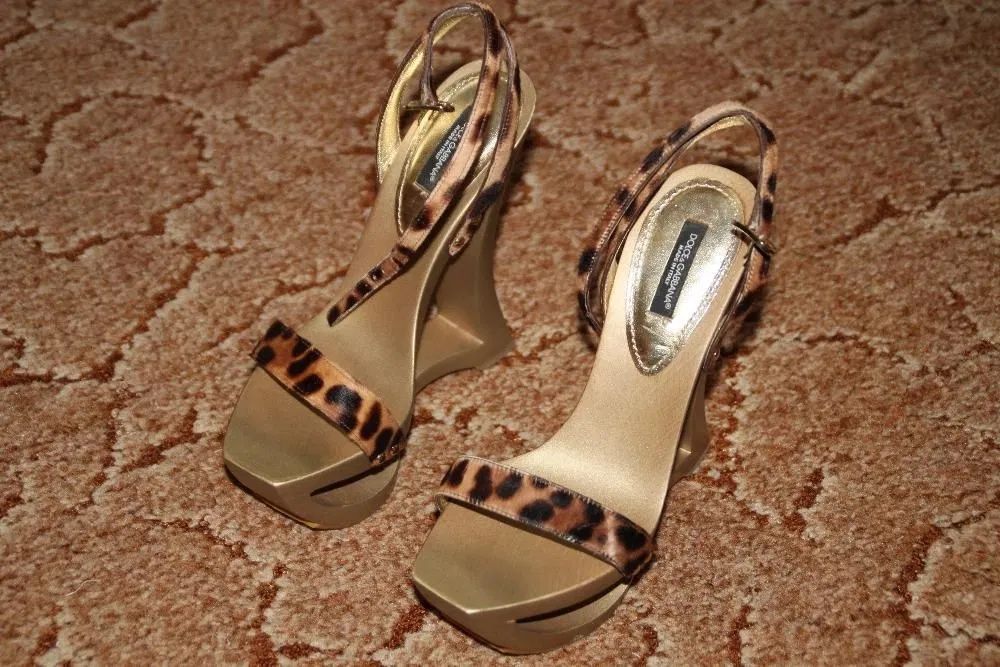 Vand Sandale dama D&G marimea 37