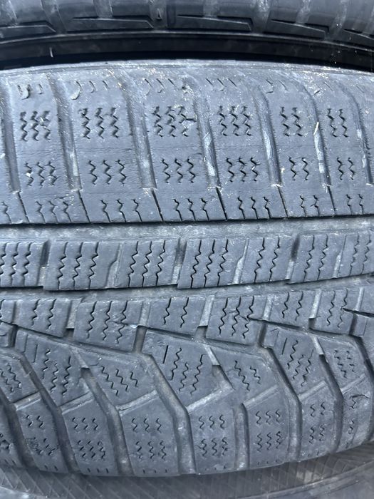 Cauciucuri de iarna Hankook 205/60/R16