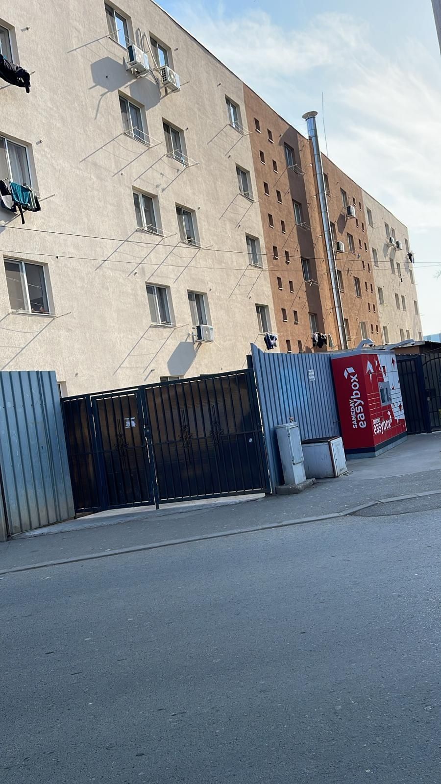 Vand Garsoniera aproape de metrou Aparatorii Patriei