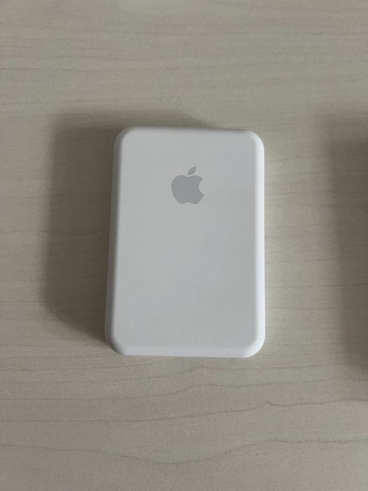 Apple battery pack powerbank эпл павербанк беспроводной