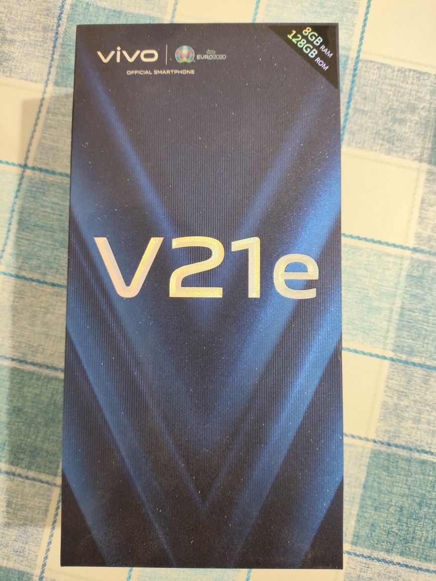 Продаю смартфон ViVO V21e