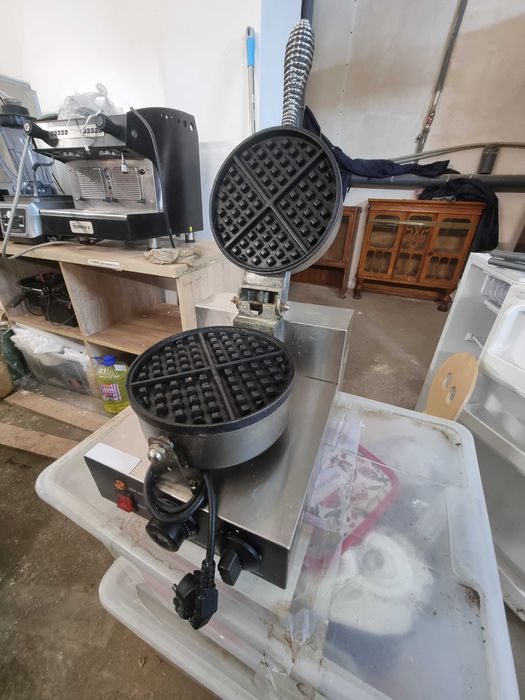 Продам вафельницу Single plate waffle maker EG-H1