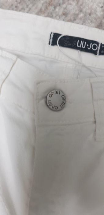 Liu Jo              .