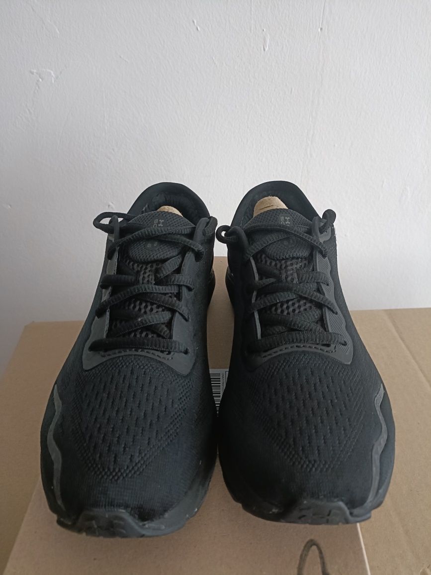 Under Armour UA W Hovr Sonic 6 номер 37.5 код 21A