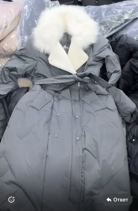 Куртка зимняя новая, с натуральным мехом на синтепоне