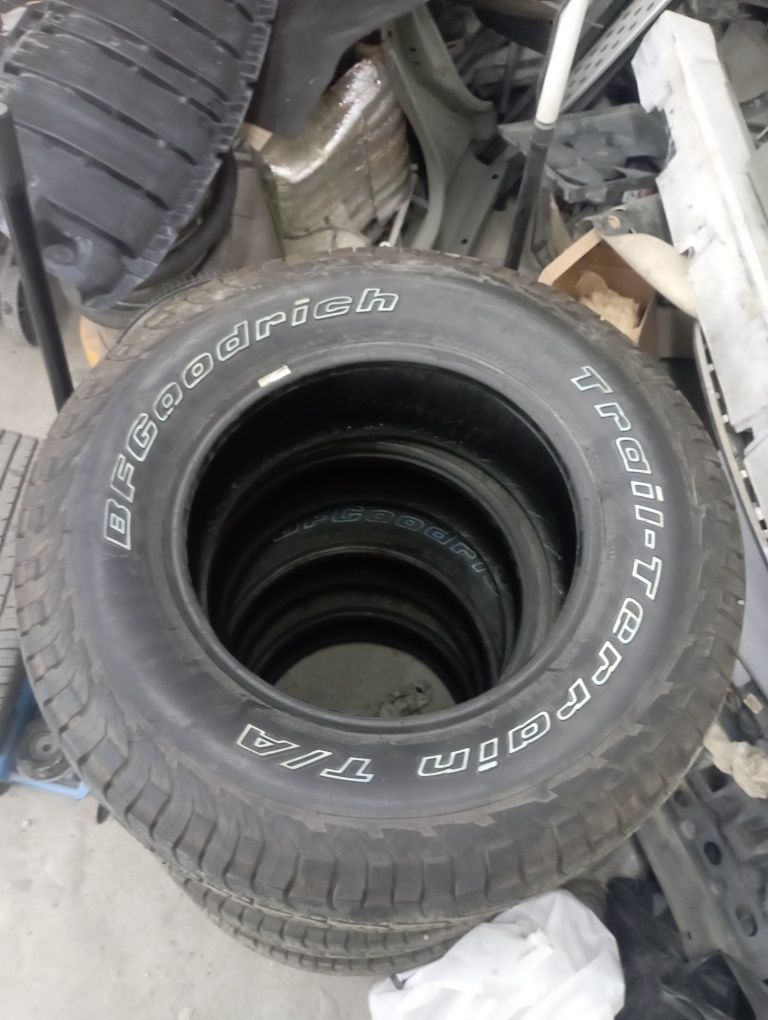 Баллоны Продаются 265/70R17