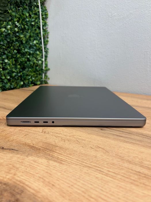 MacBook Pro 16 M1 Pro 512GB RAM 16GB Space Gray