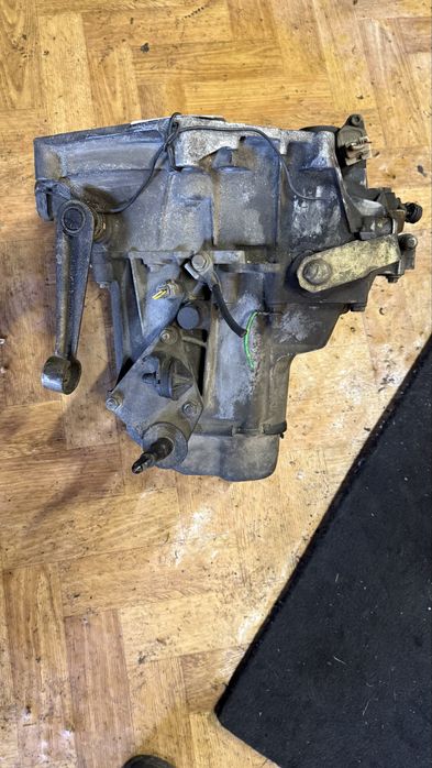 Ръчна Скоростна Кутия / Peugeot 206 / 1.1 i /1.4 i / 60 к.с./ Пежо 206