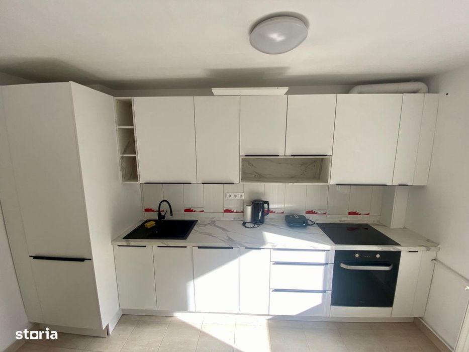 Apartament spatios cu 3 camere, tip PC, de vânzare, zona Decebal