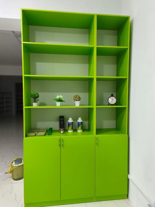 Шкаф и столы офисные