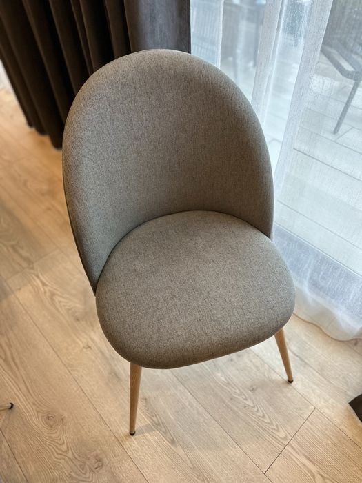 Set scaune gri living / bucatarie JYSK