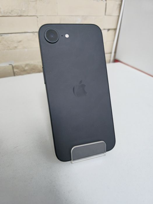 Iphone 16E 128GB / 100% ( nu se reseteaza )