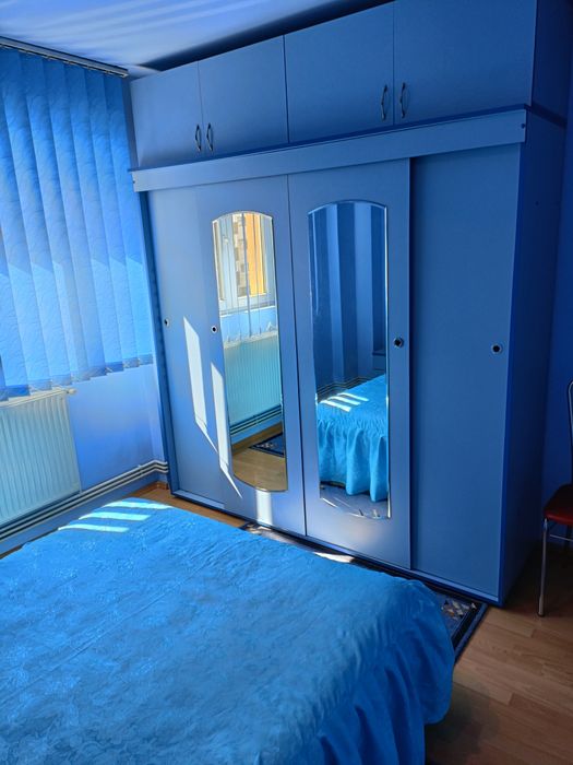 Vând apartament 2 camere decomandat, Republicii Mega Image, stradal.