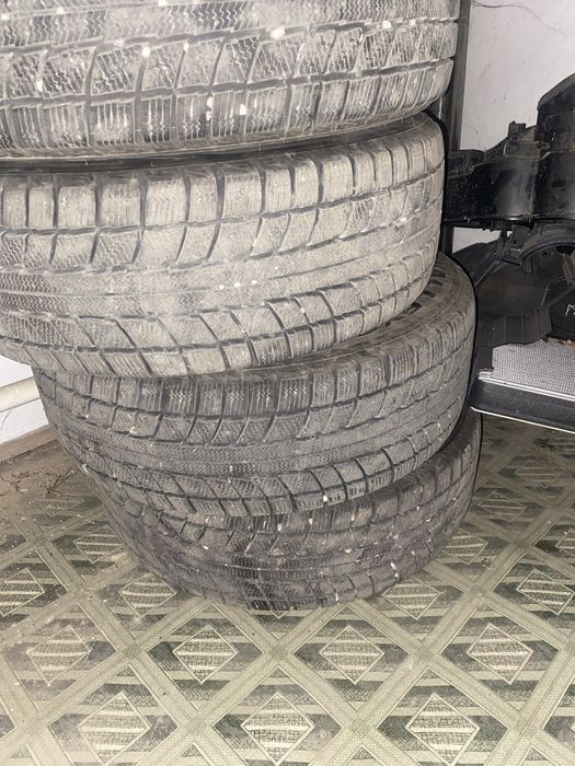 Продам Диски с шинами 15R