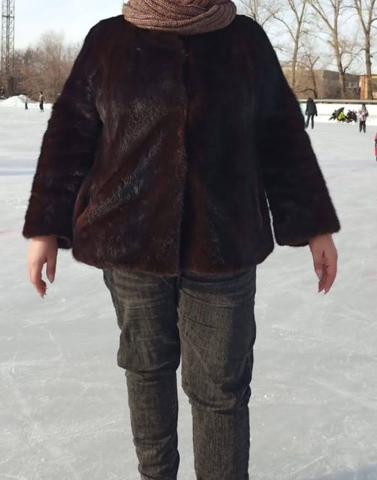 Продаю шубу норковую