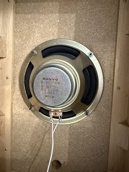 Sistem Vintage Amplificator Fisher CA-520 si boxe Sanyo