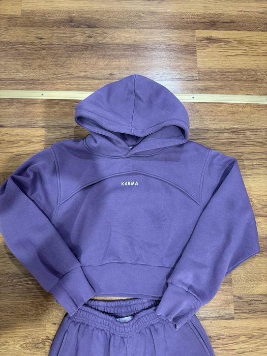 Комплект от две части - Karma