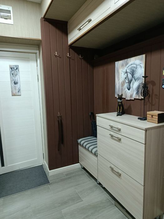 Продам 3х ком квартиру Ц6