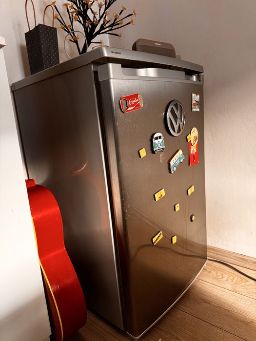 Frigider cu o usa Bluesky, 97 L gri