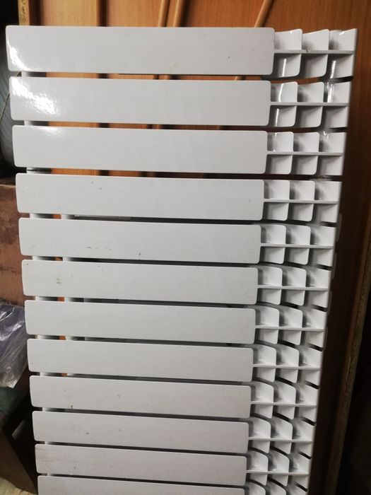 Радиатор, батарея радиаторная, 36 регистров биметалл и 8 алюминий, б/у