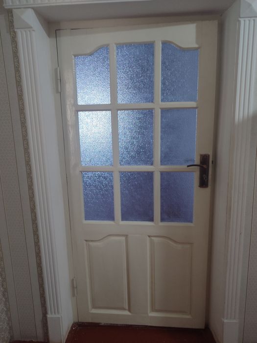 Jarma qapi ham taq qapilar  bar  baxasi jarma qapi 600 000 miñ sum