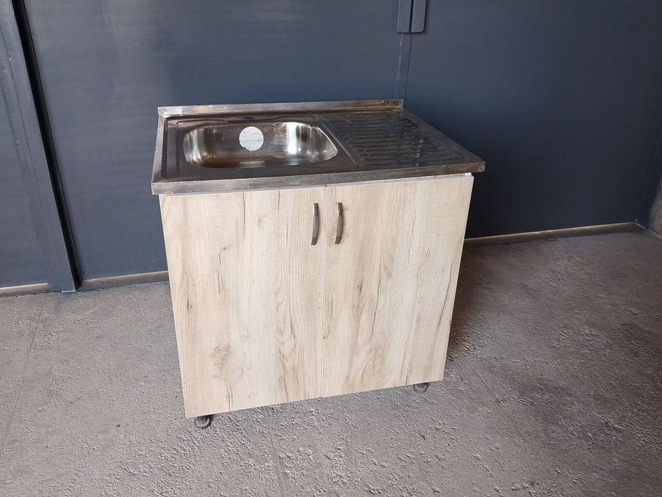 Р а   ко в и н а