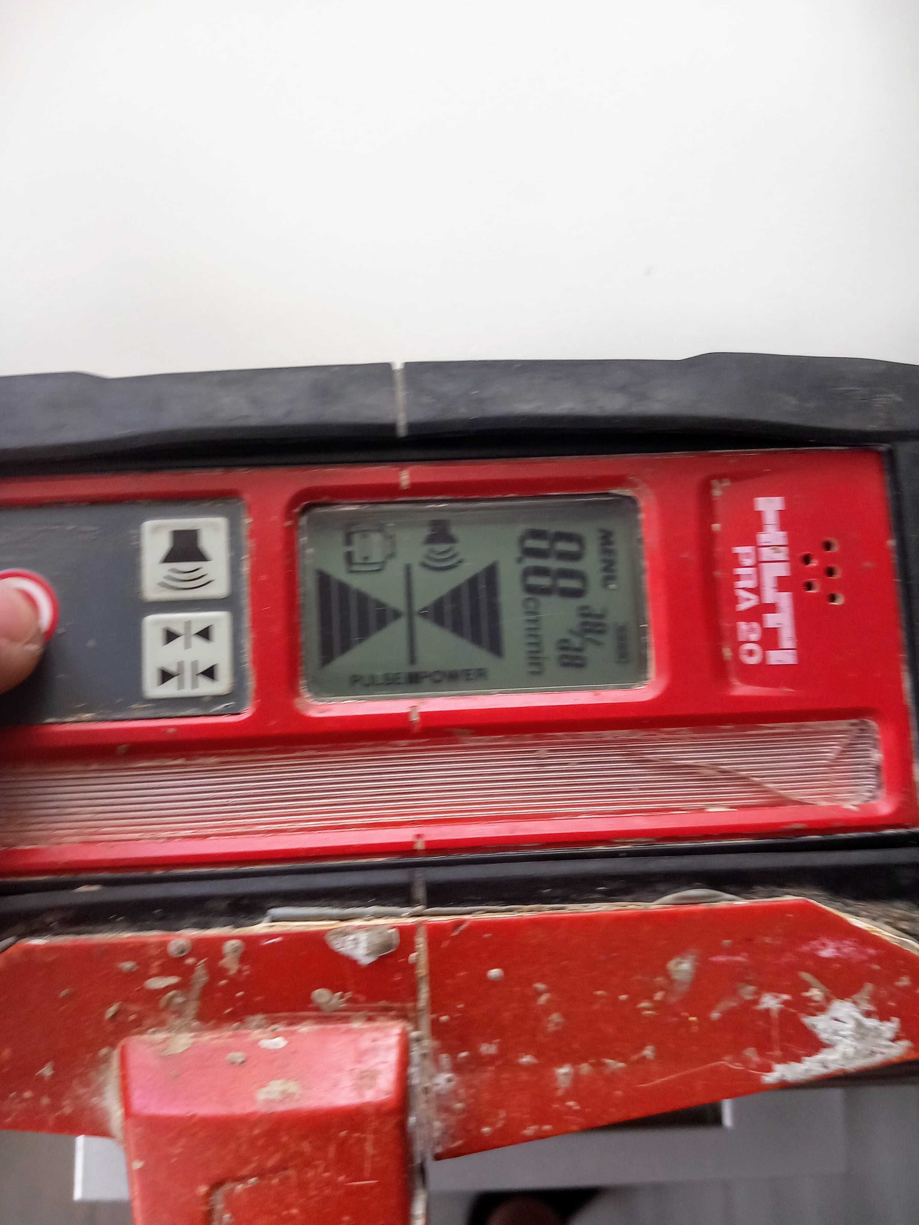 Ротационен лазарен нивелир,приемник Hilti PRA 20