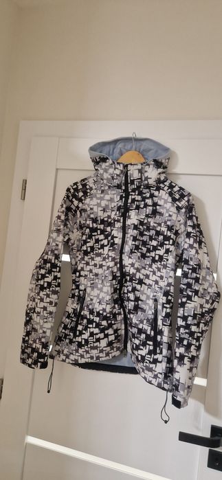 Сет дамско яке + гащеризон за ски