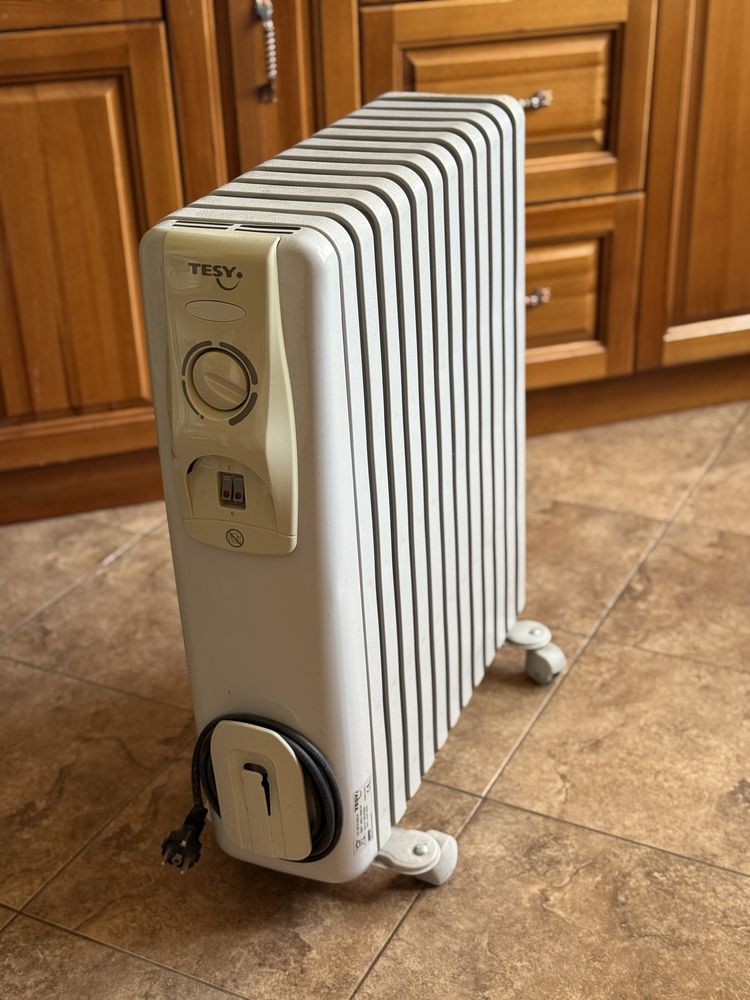 Маслен радиатор Tesy 3000W