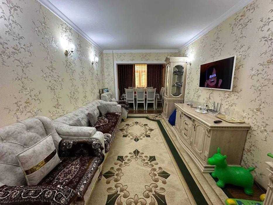 СРОЧНО !! Продается квартира в Яшнабаде 3/3/5 ( 78 кв/м ) Тузел 3