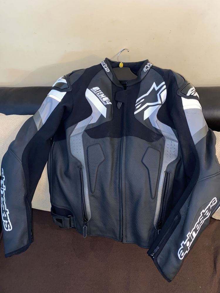 Яке Alpinestars Atem v4 Black/Gray/White (50)