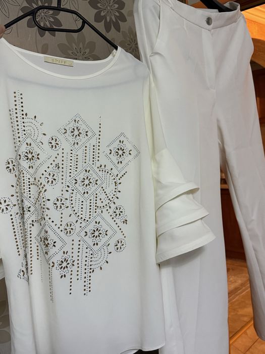 Чисто Нов Официален Комплект