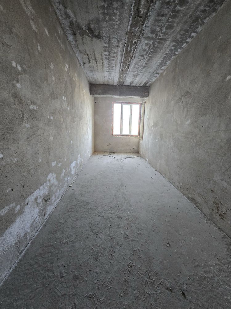 Tezda arzon sotiladi 2 xonalik karobka