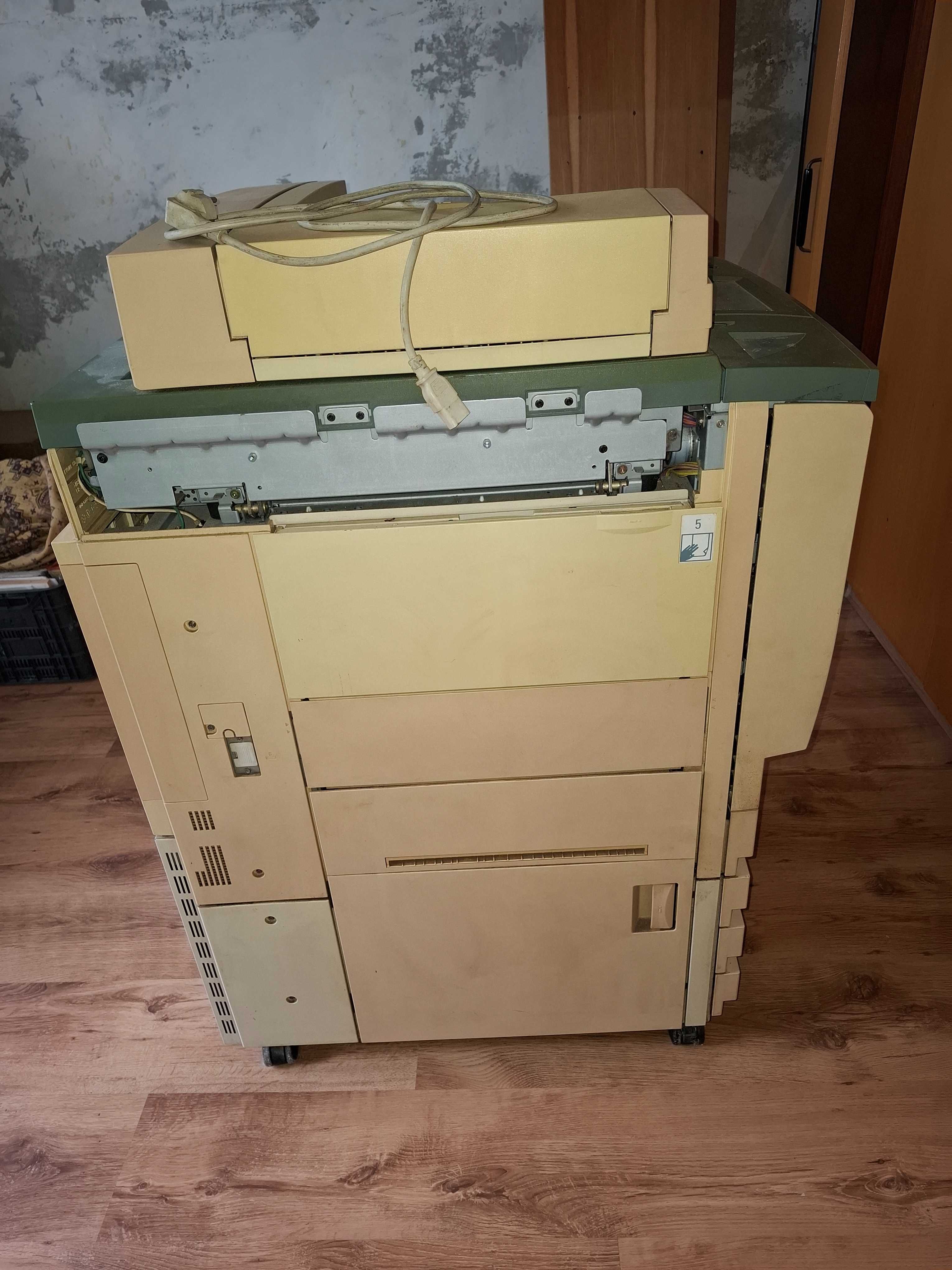 Продавам изгодно цветен принтер