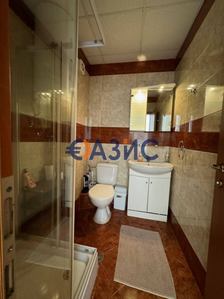 Продава се Тристаен апартамент в к.к. Слънчев бряг - 85 кв.м за 812 €/кв.м - Снимка #9