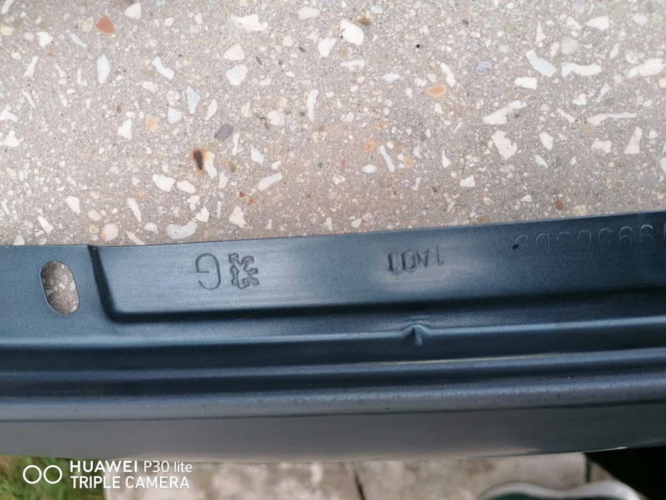 Peugeot 407 преден ляв калник