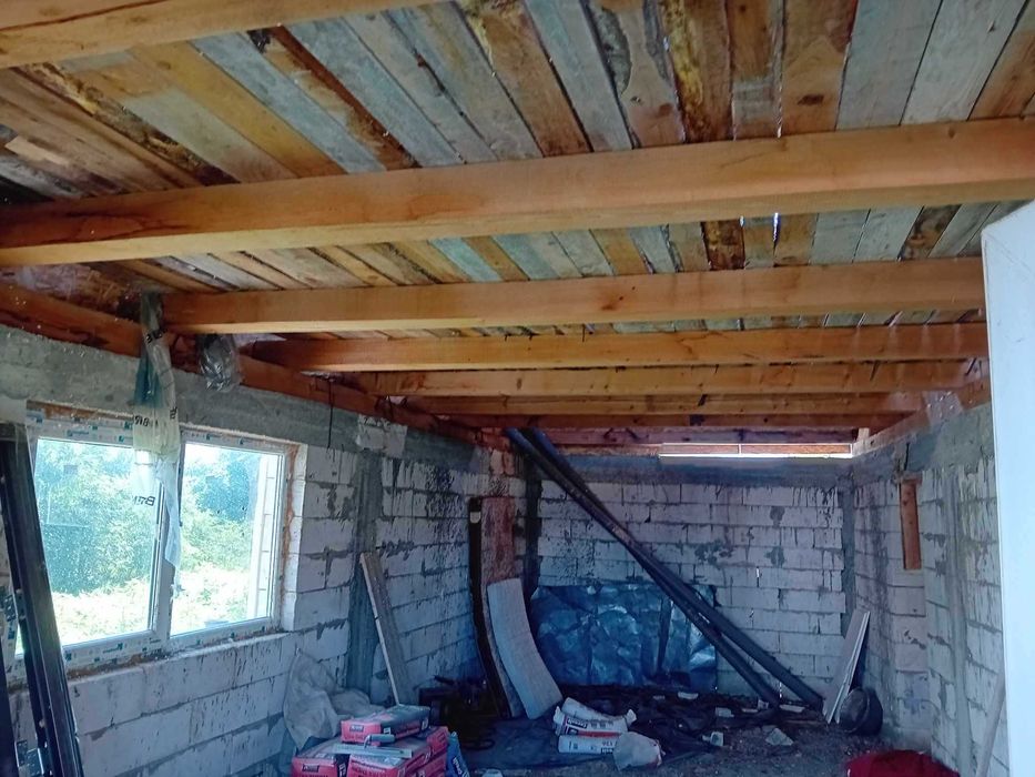 Casa noua Girov beton armat si BCA 152 mp  la rosu 1240mp P +M