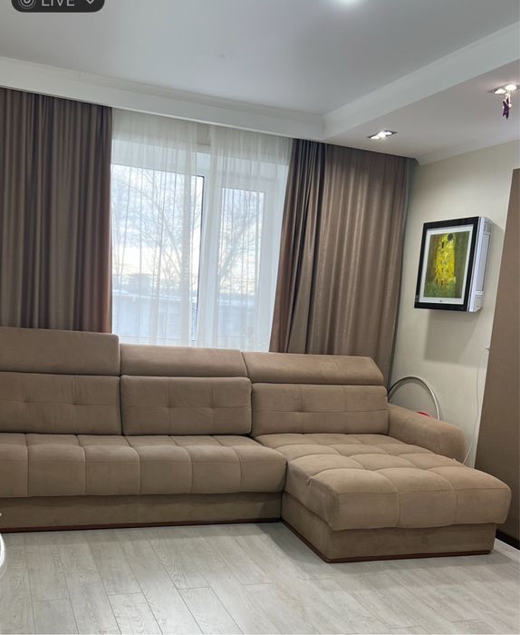 Диван фирмы Ариба