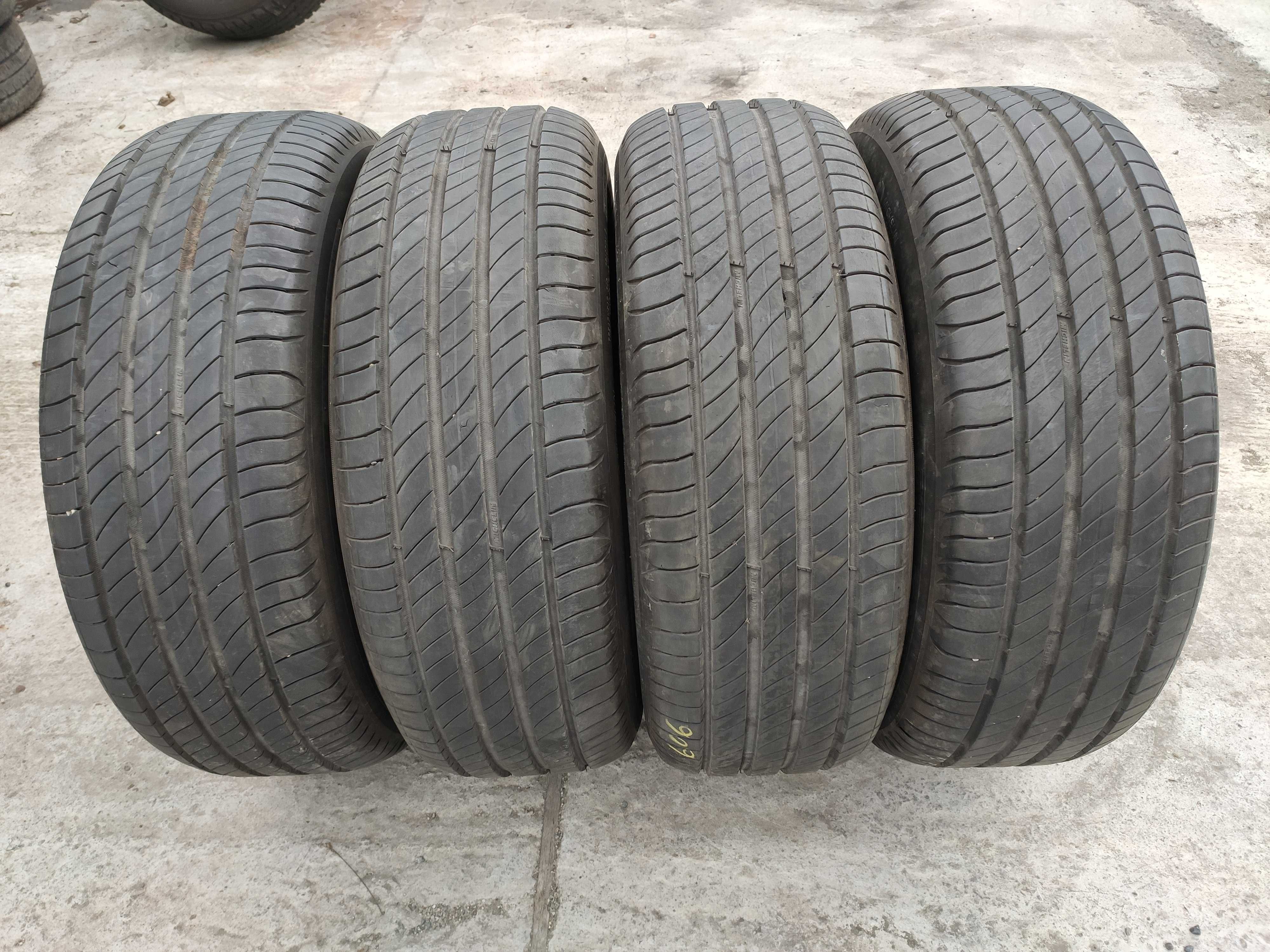 4бр Летни Гуми 215 60 16 - Michelin -